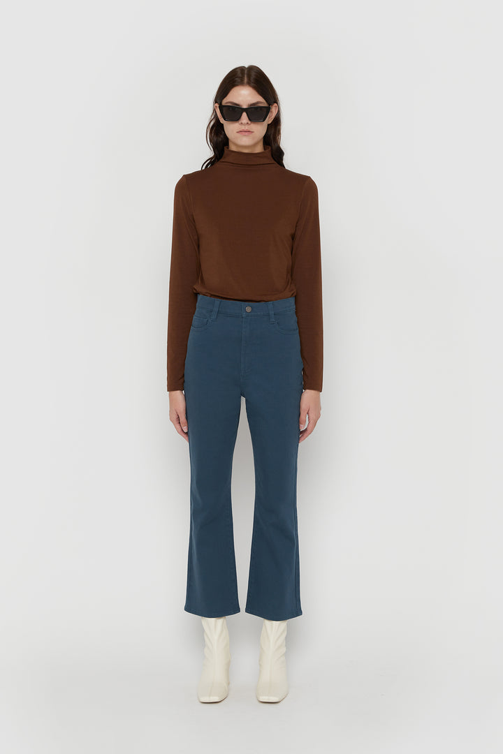 FLARED CROPPED TWILL PANT in Midnight Navy — alternate angle