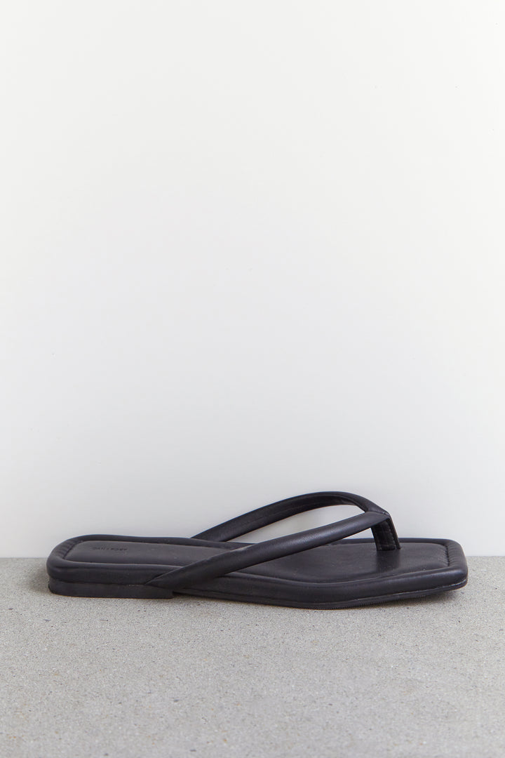 PADDED FLIP FLOP in Black — alternate angle