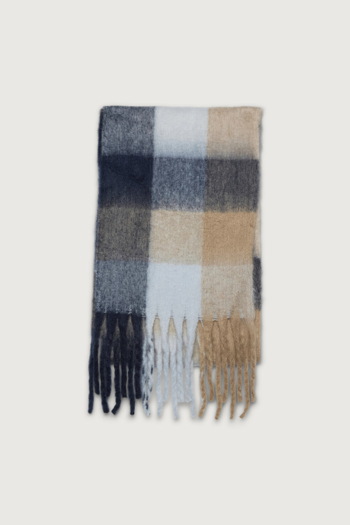 PATTERNED SCARF WITH TASSELS