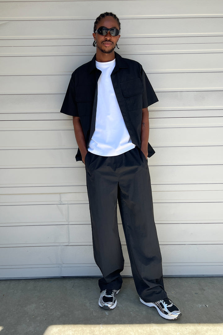 SHORT SLEEVE UTILITY SHIRT in Black — alternate angle