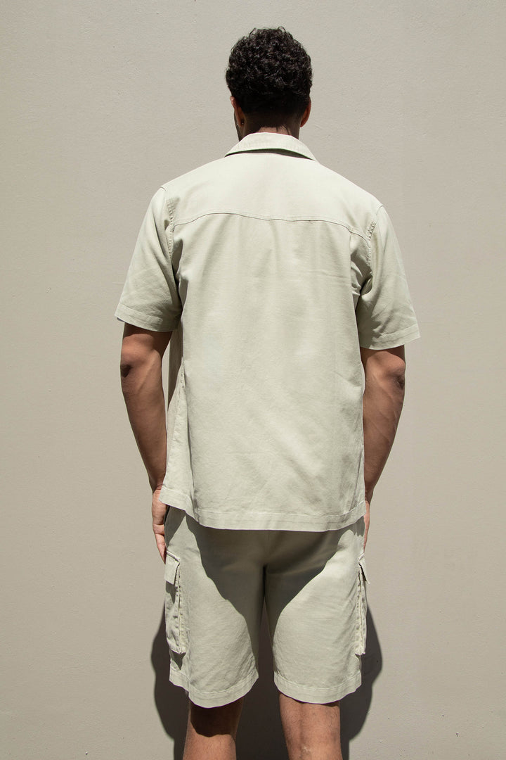COTTON LINEN CARGO SHORT in Moss Grey — alternate angle