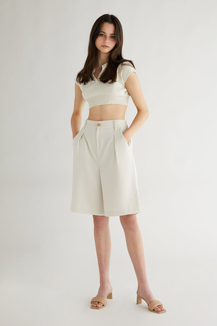 STRAIGHT LEG BERMUDA SHORT in Beige — alternate angle