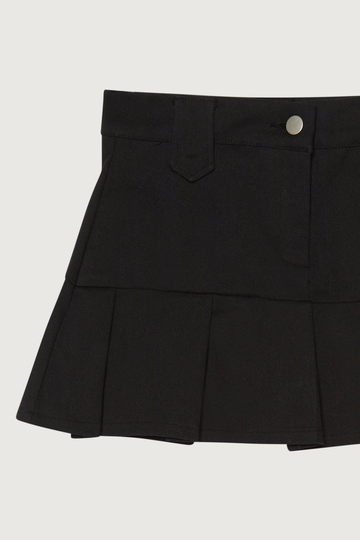 LOW-RISE PLEATED MINI SKIRT in Black — alternate angle