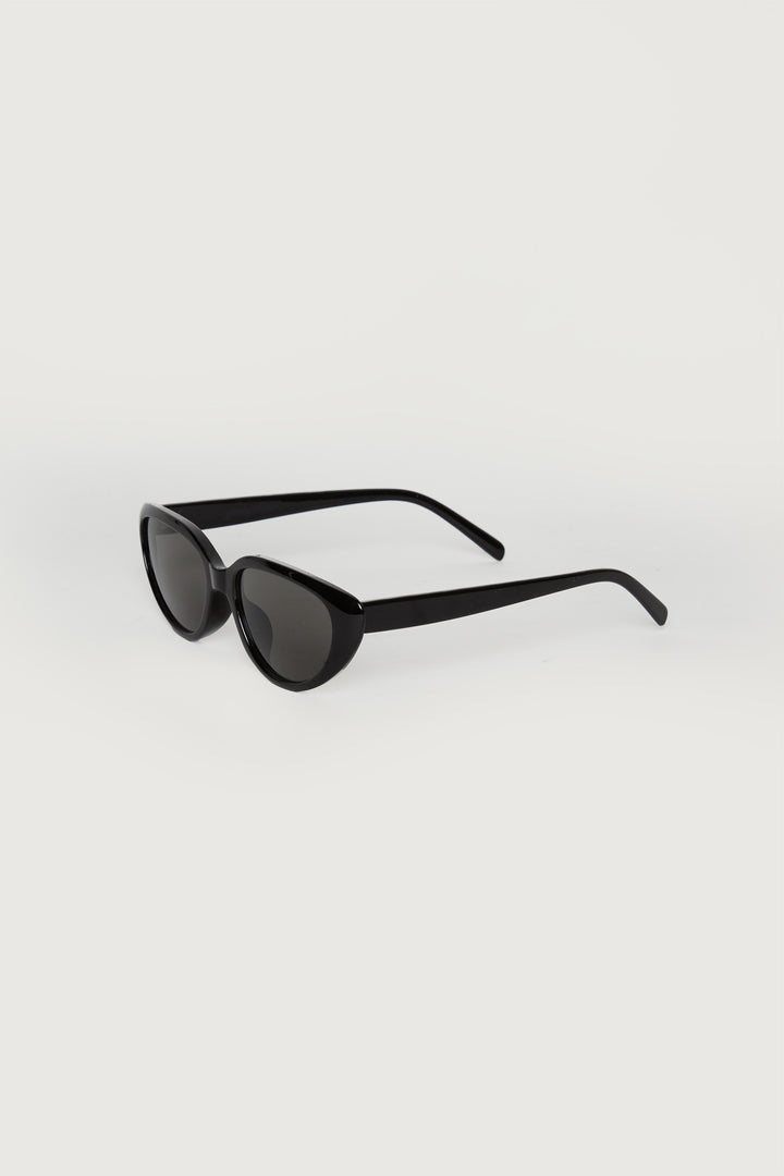 CAT EYE SUNGLASSES in Black — alternate angle