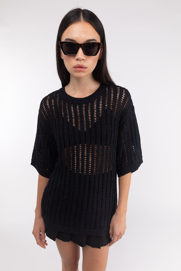 POINTED EDGE SUNGLASSES in Tortoise Shell Black — alternate angle