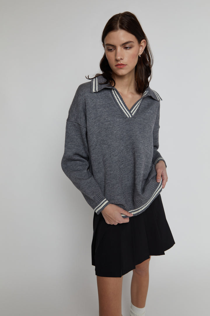 CONTRAST TRIM COLLARED SWEATER in Light Gray — alternate angle