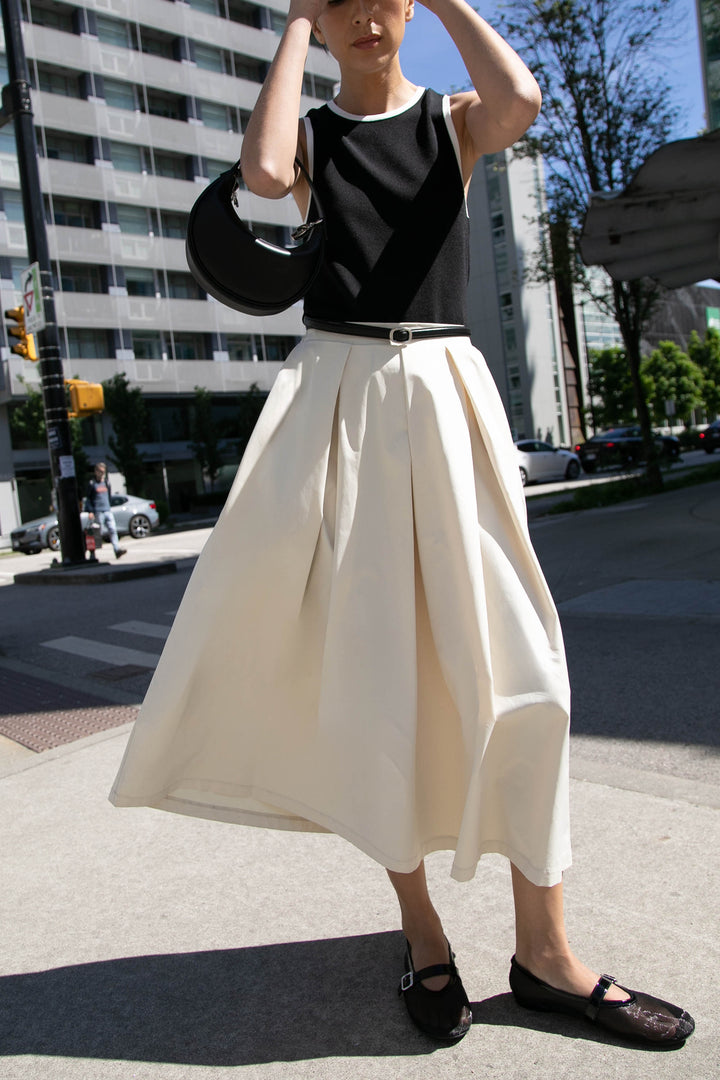 CONTRAST TRIM RACER BACK TANK TOP in Black Birch — alternate angle