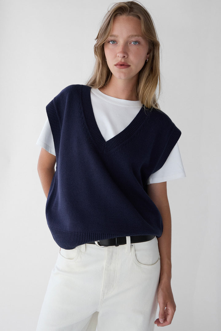 V-NECK SWEATER VEST in Navy Blue — alternate angle