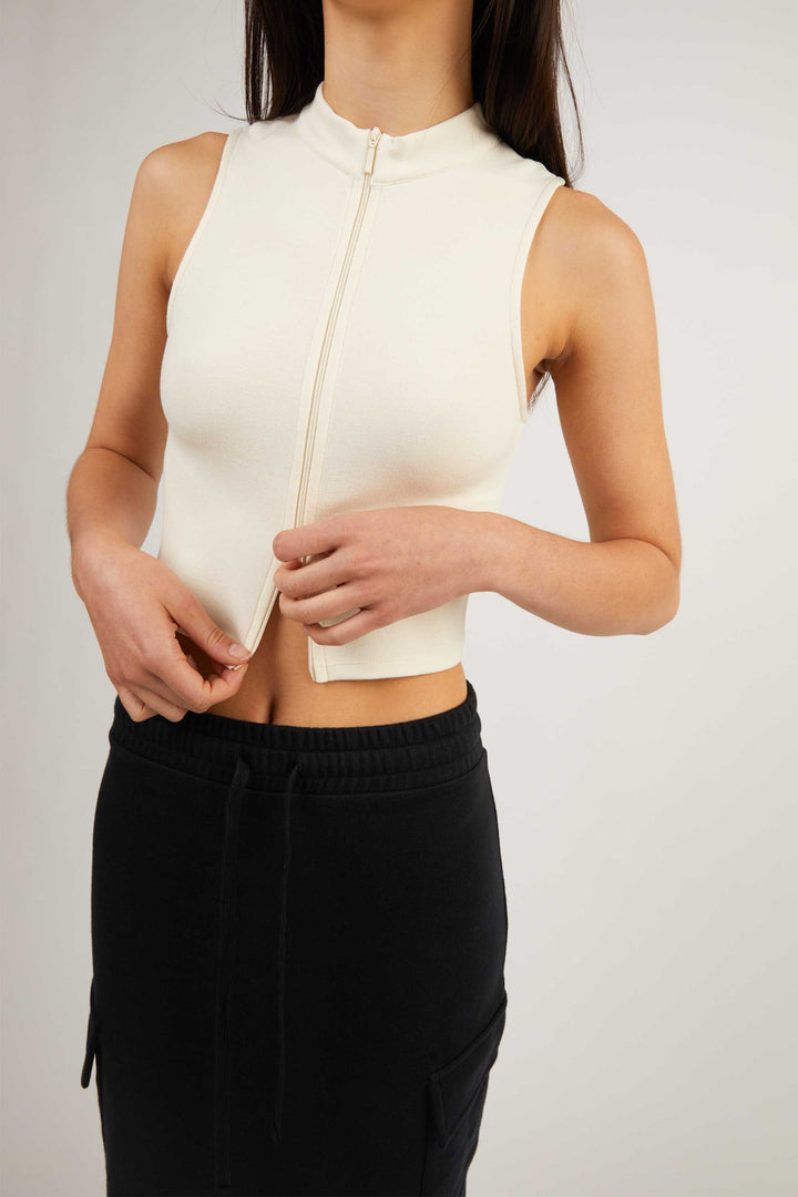 FRONT ZIP MOCKNECK SCUBA TANK in Vanilla Ice — alternate angle