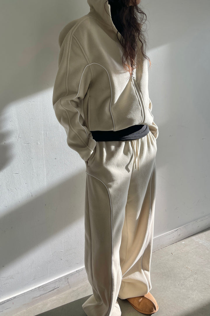 FLEECE ZIP-UP HOODIE WITH CONTRAST PIPING in Fog — alternate angle
