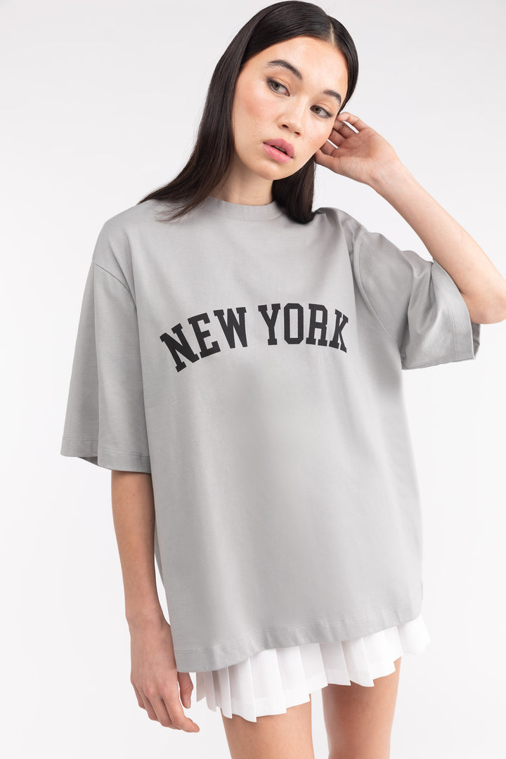 NEW YORK GRAPHIC T-SHIRT in Limestone — alternate angle