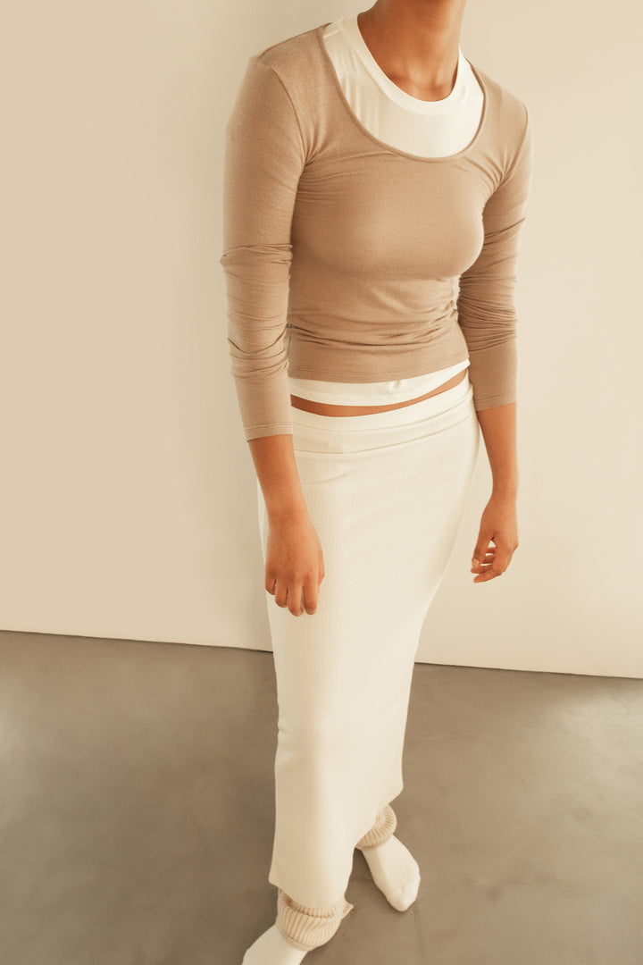 SCOOP NECK LONG SLEEVE TOP in Taupe Grey — alternate angle