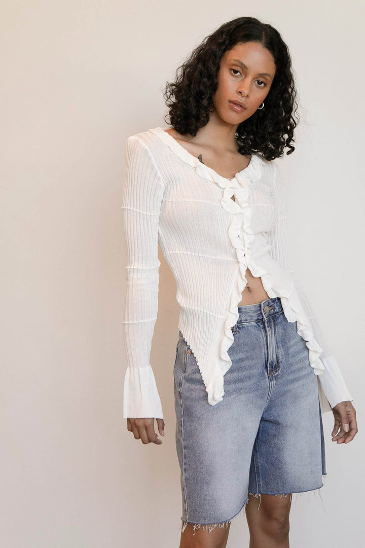 RUFFLED V-NECK LONG SLEEVE TOP in White — alternate angle