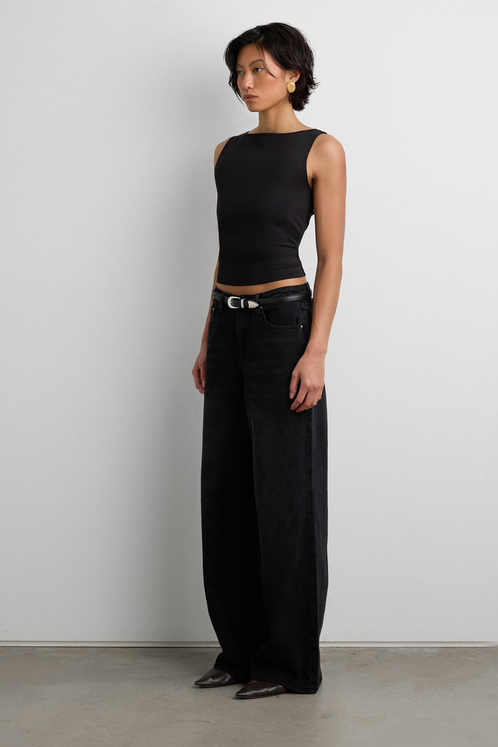 HIGH NECK SLEEVELESS TOP