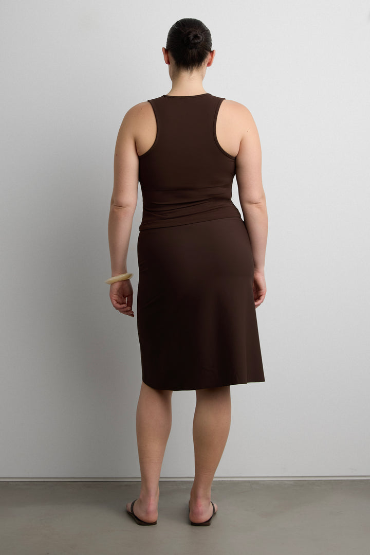 SCOOP NECK CROPPED TANK TOP in Coffee Bean — alternate angle