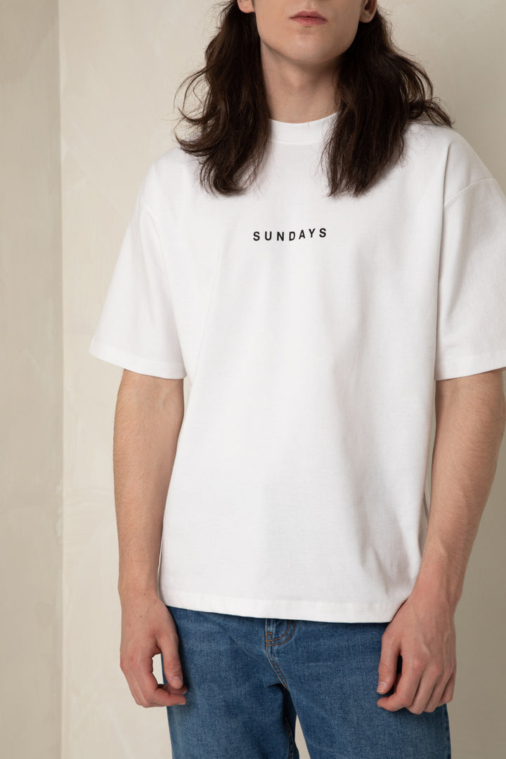 GRAPHIC TSHIRT 5957 in White — alternate angle