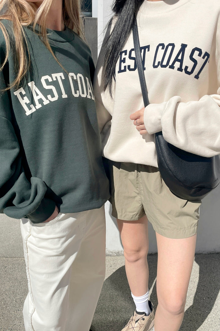 OVERSIZED GRAPHIC SWEATSHIRT in Birch Parisian Night E — alternate angle