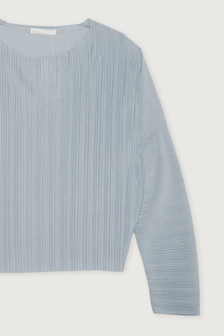 PLEATED FLOWY TOP in Misty Blue — alternate angle