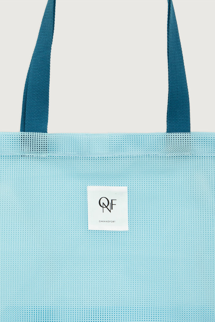 MESH TOTE BAG in Baby Blue — alternate angle