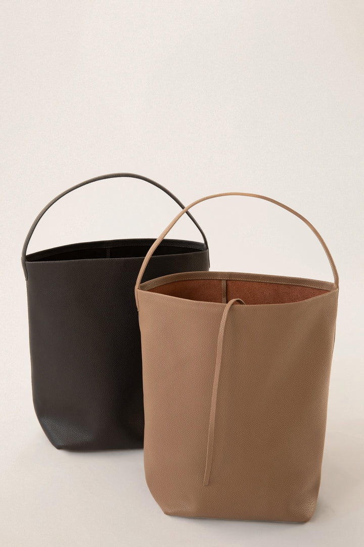 AMELIA LEATHER TOTE BAG