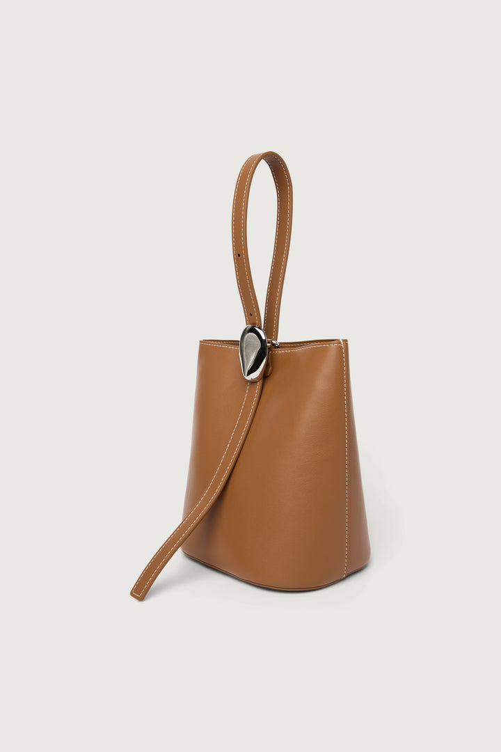 REN BUCKET BAG in Caramel — alternate angle
