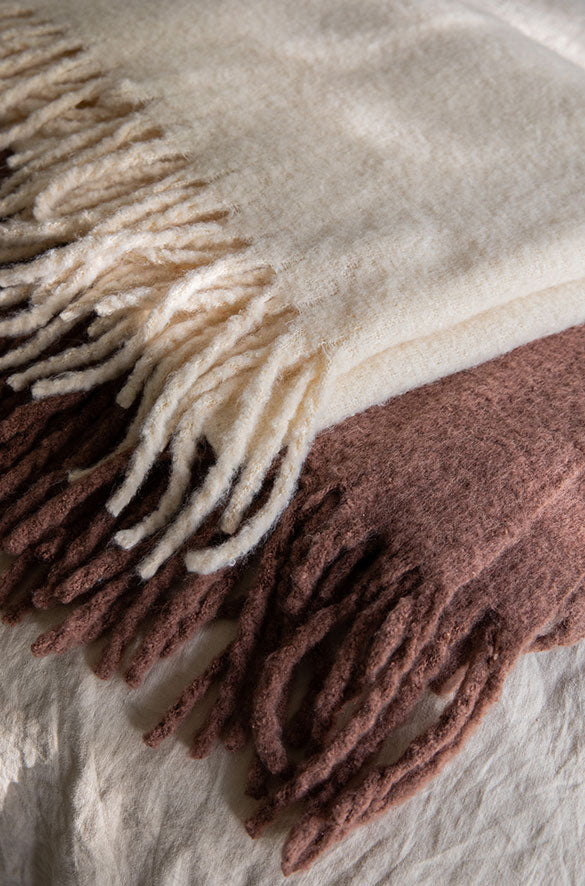 COZY WOOL BLEND THROW in Cream — alternate angle