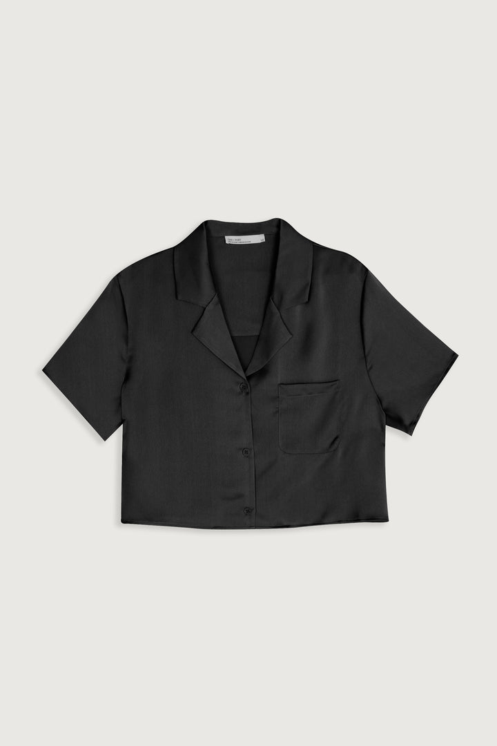 CROPPED COLLARED SHIRT in Black — alternate angle