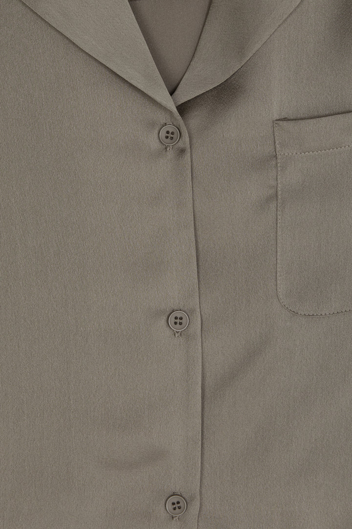CROPPED COLLARED SHIRT in Taupe — alternate angle