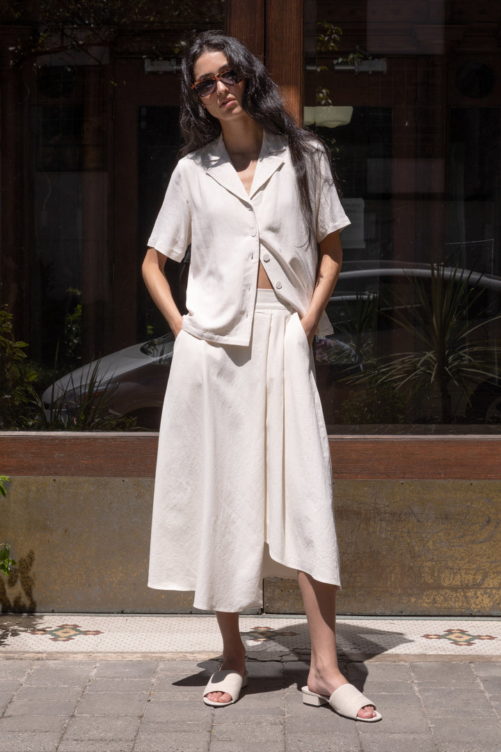 SHORT SLEEVE SHIRT in Heather Oatmeal — alternate angle