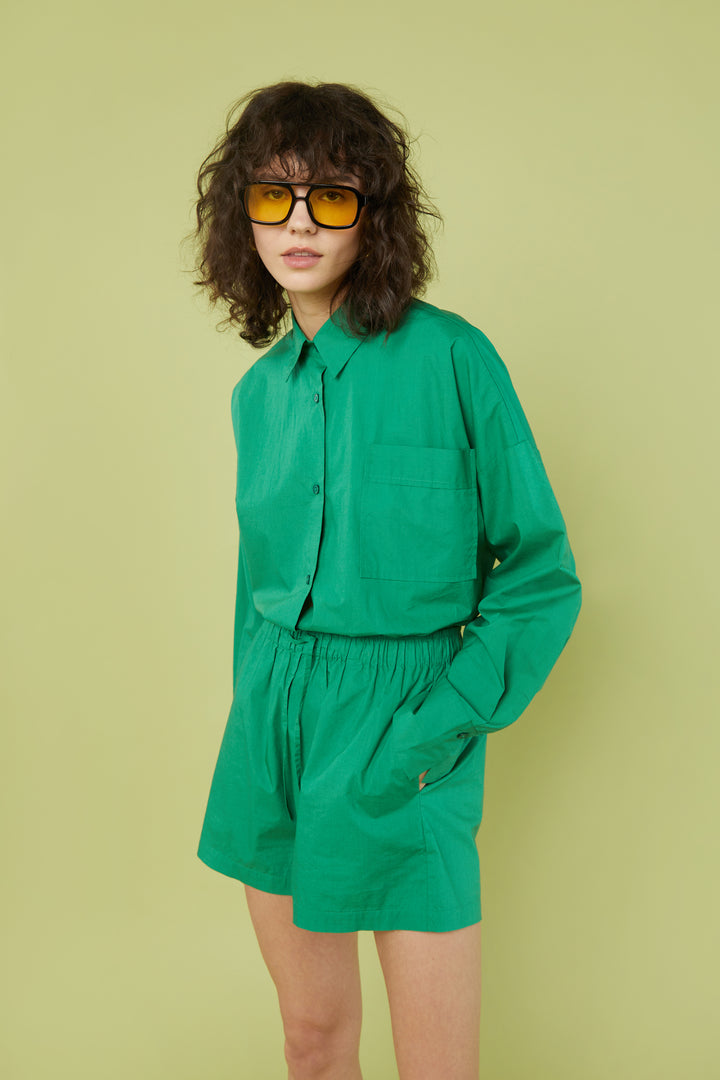 OVERSIZED POPLIN SHIRT in Lucky Green — alternate angle
