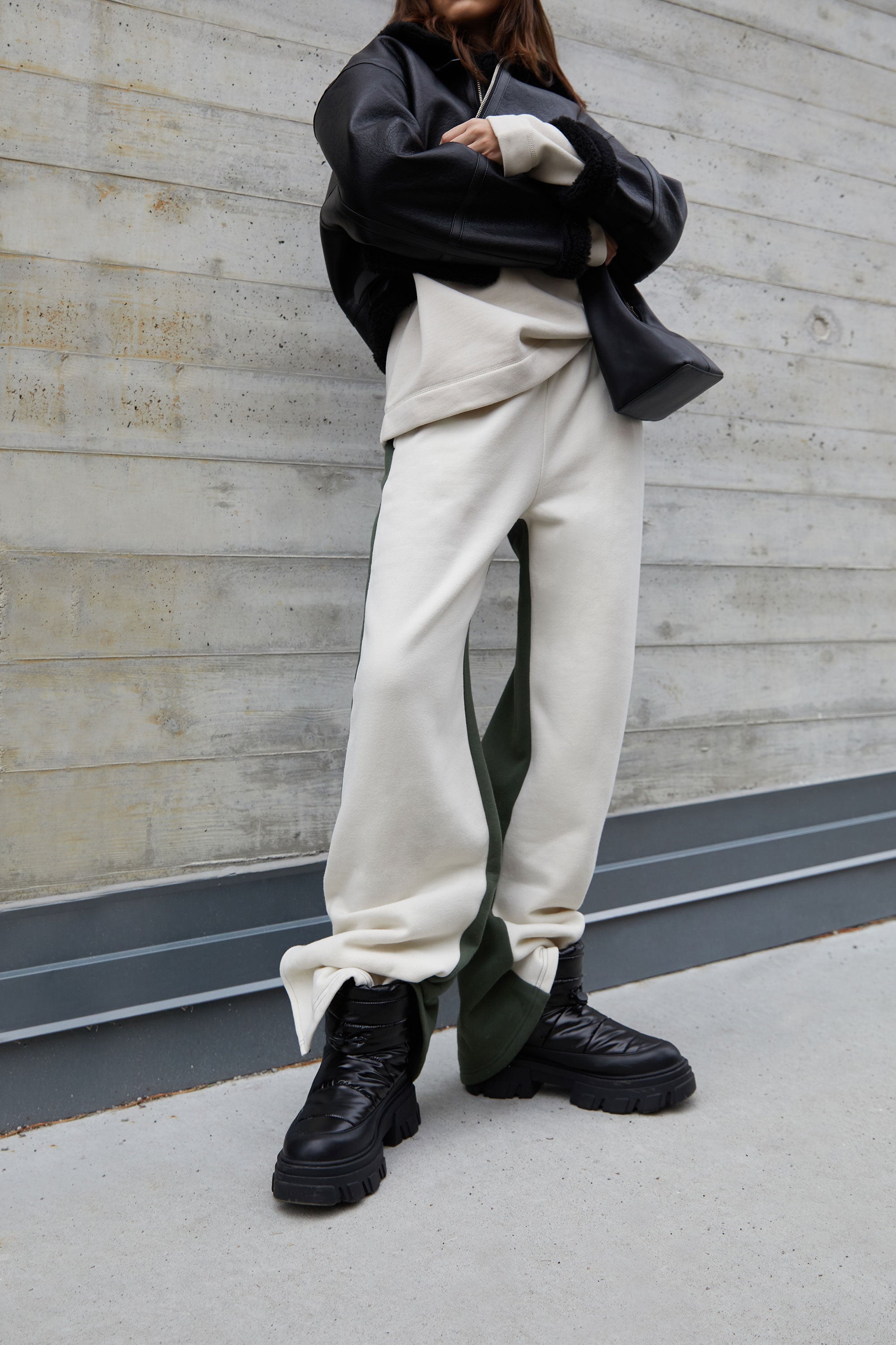 Bean boots and sweatpants outlet