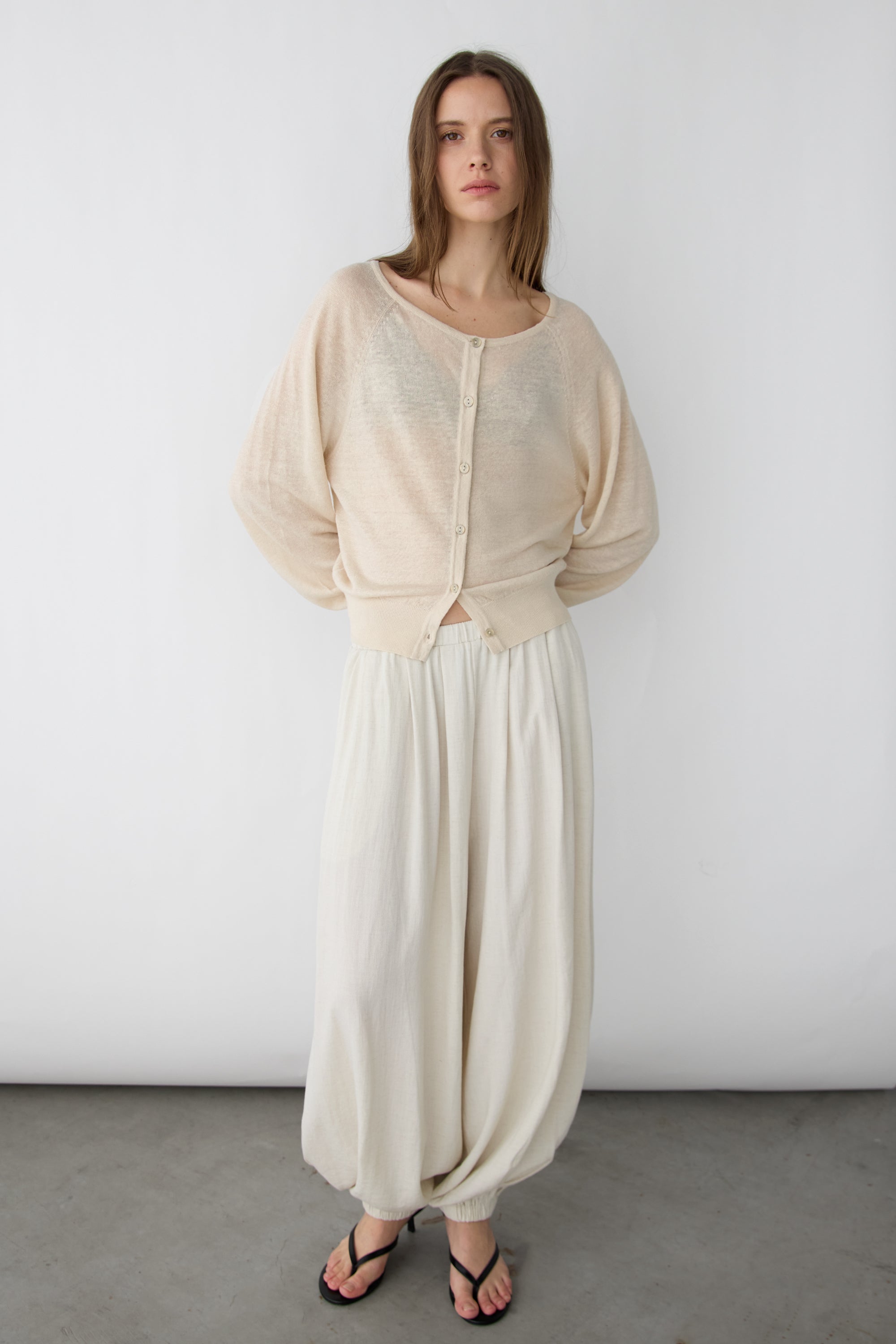 Cardigan-15848_Linen-1_2000x.