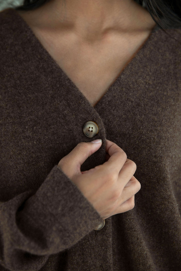 100% CASHMERE CARDIGAN in Turkish Coffee — alternate angle