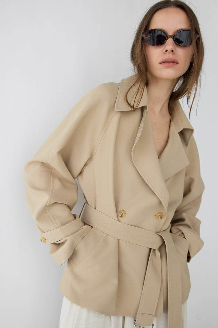 SHORT OVERSIZED TRENCH COAT in Light Beige — alternate angle