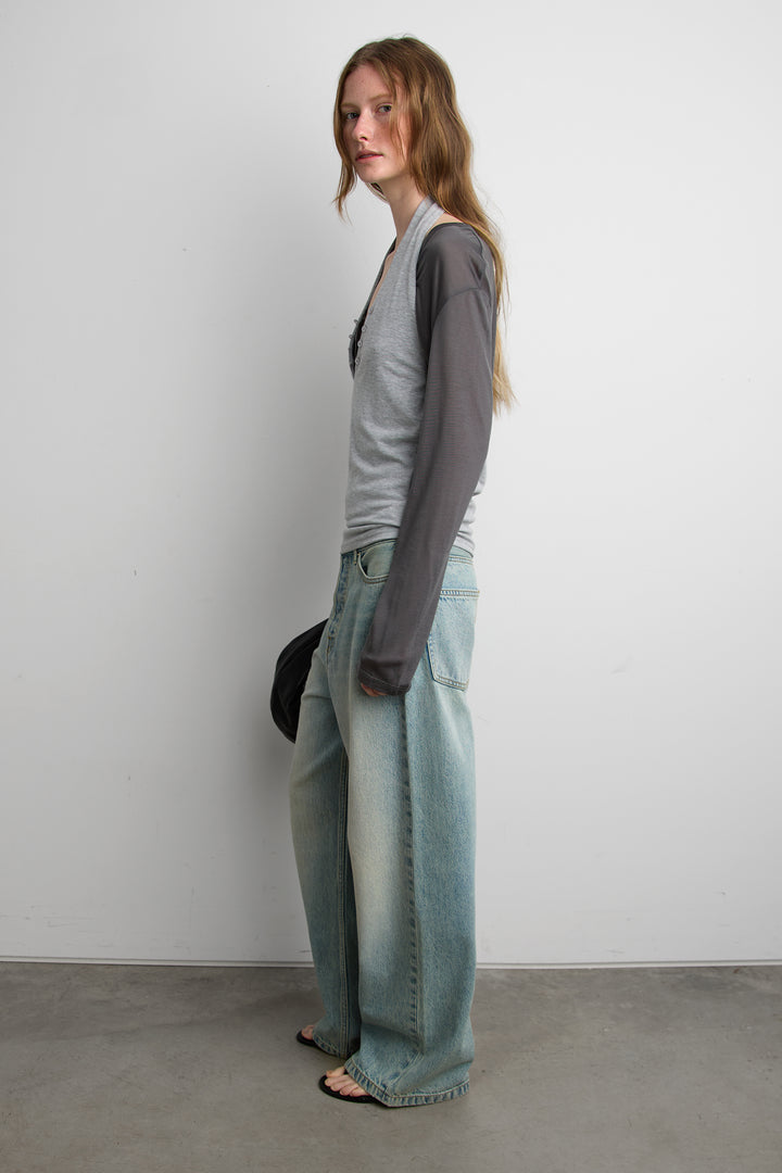 LIGHT WASH MID-RISE WIDE LEG JEAN in GREEN CAST LIGHT WASH — alternate angle