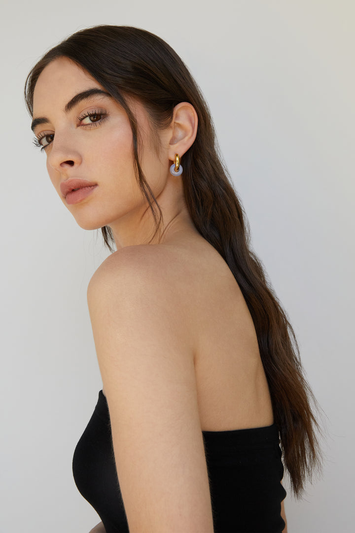 THICK HOOPS WITH WHITE STONE in Gold — alternate angle