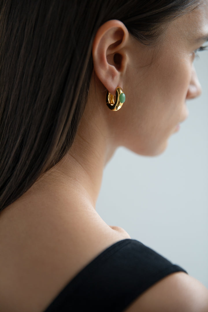 THICK HOOP EARRING WITH GREEN GEMSTONE in Gold — alternate angle