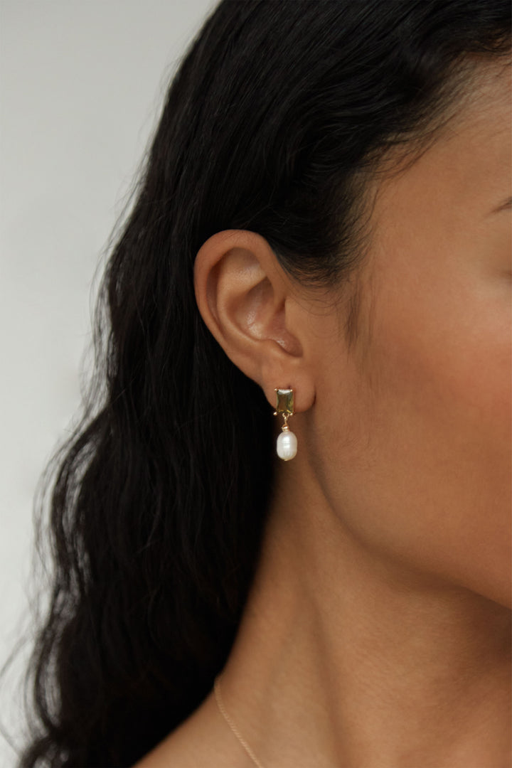PEARL DROP STUD EARRINGS in Peridot Gold — alternate angle