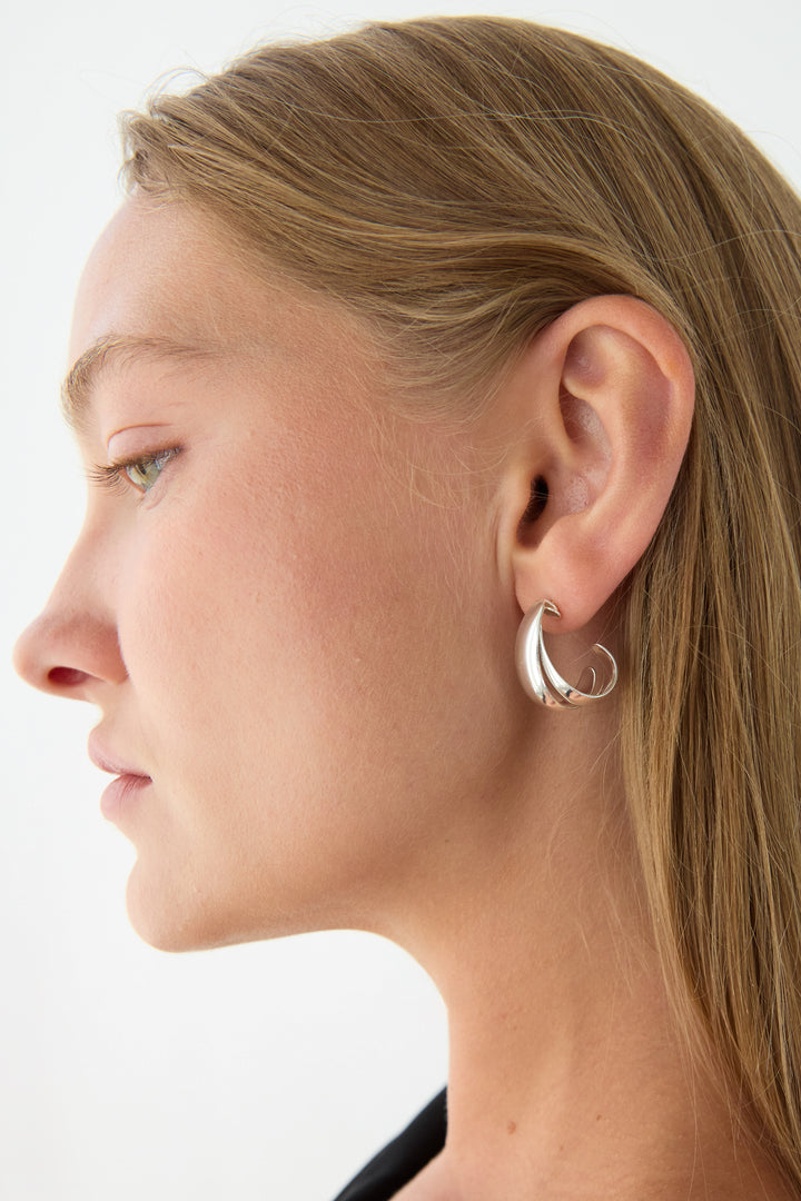 LAYERED CURVE EARRINGS in Silver — alternate angle