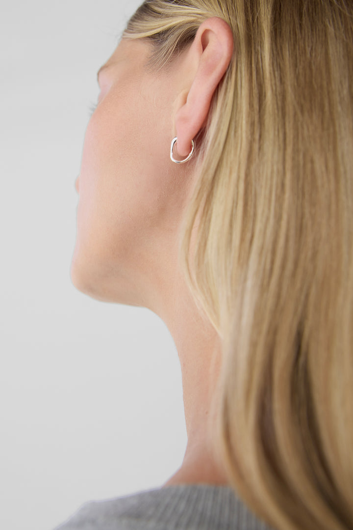 SMALL ORGANIC HOOP EARRINGS in Silver — alternate angle