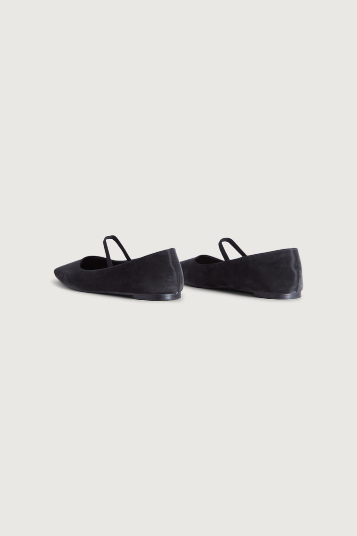BALLET FLAT in Black — alternate angle