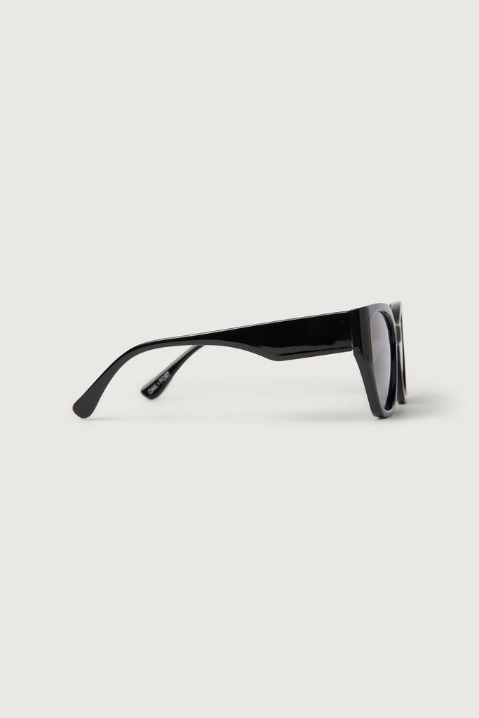 Large Cat Eye Sunglasses | OAK + FORT – OAK + FORT USA