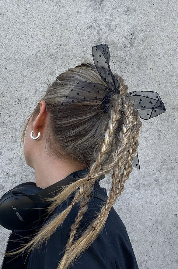 HAIR TIE WITH OVERSIZED BOW in Black — alternate angle