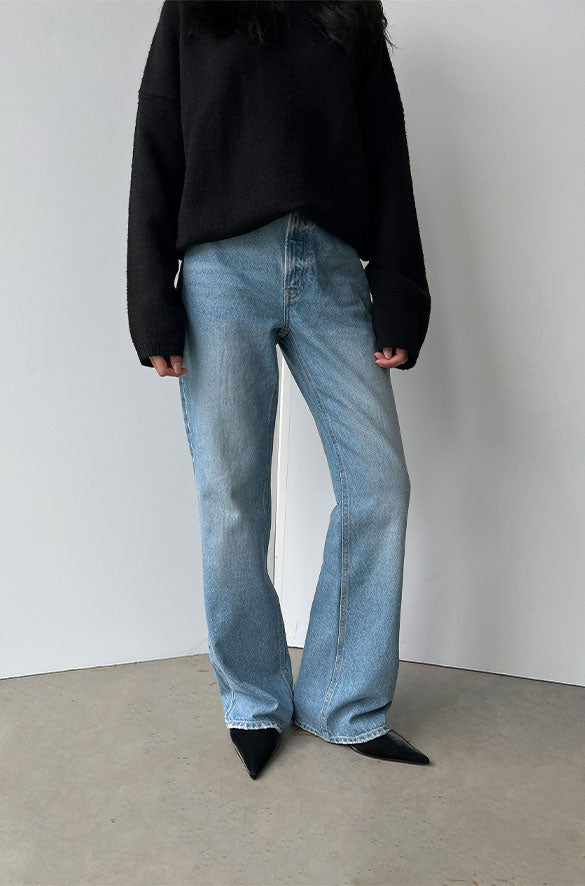 POINTED TOE SLING BACK KITTEN HEEL in Polished Black — alternate angle