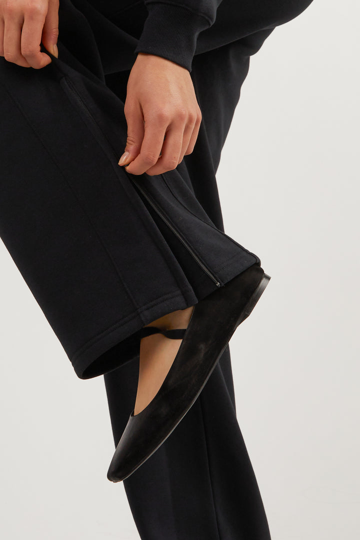 STRAIGHT LEG PANT WITH ZIP DETAIL