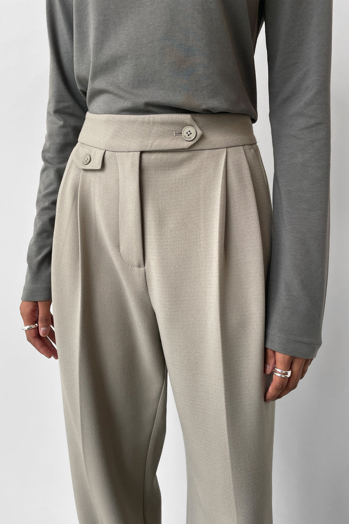 WIDE LEG TROUSER WITH WAIST DETAILS in Laurel Oak — alternate angle