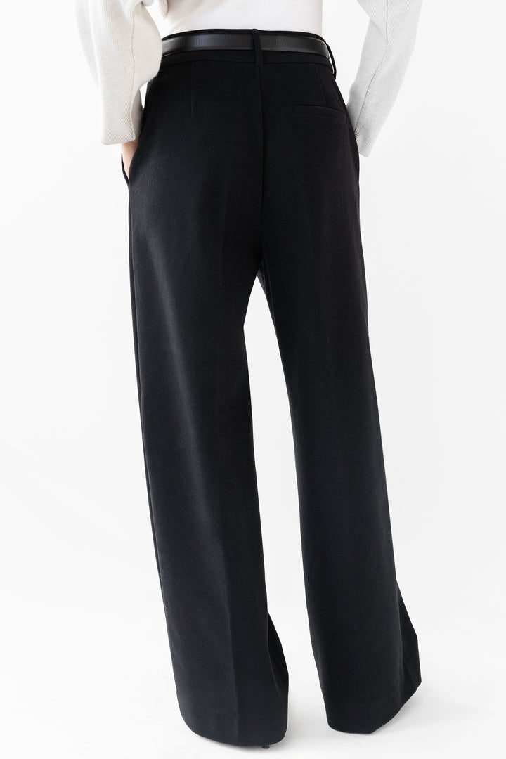 WIDE LEG TROUSER