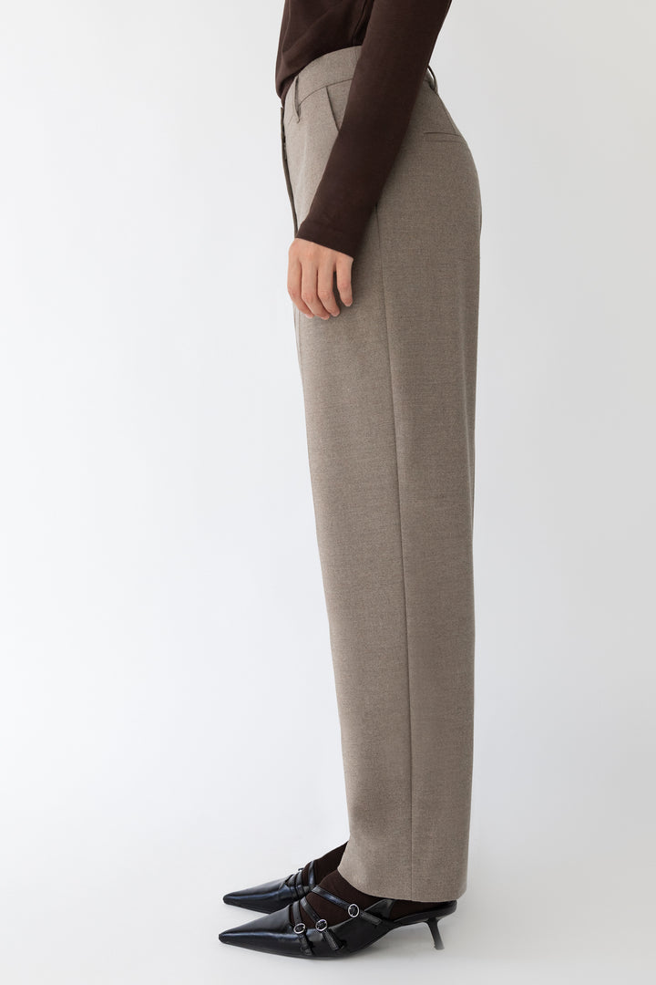 STRAIGHT LEG SUITING TROUSER