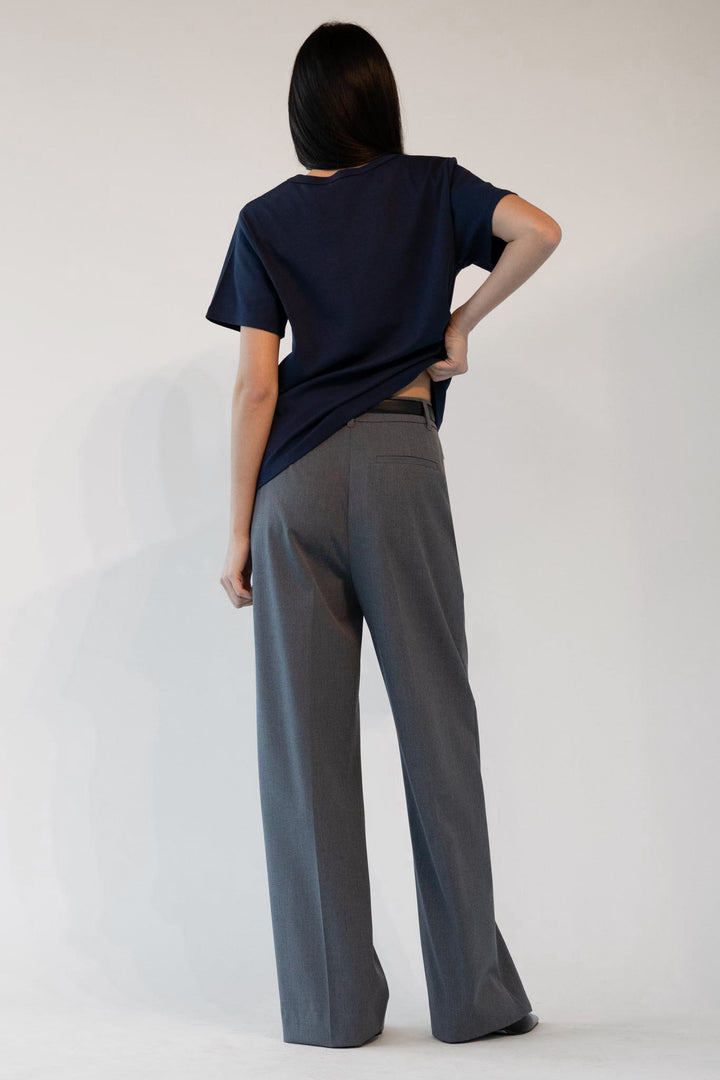 HIGH-RISE STRAIGHT LEG TROUSER