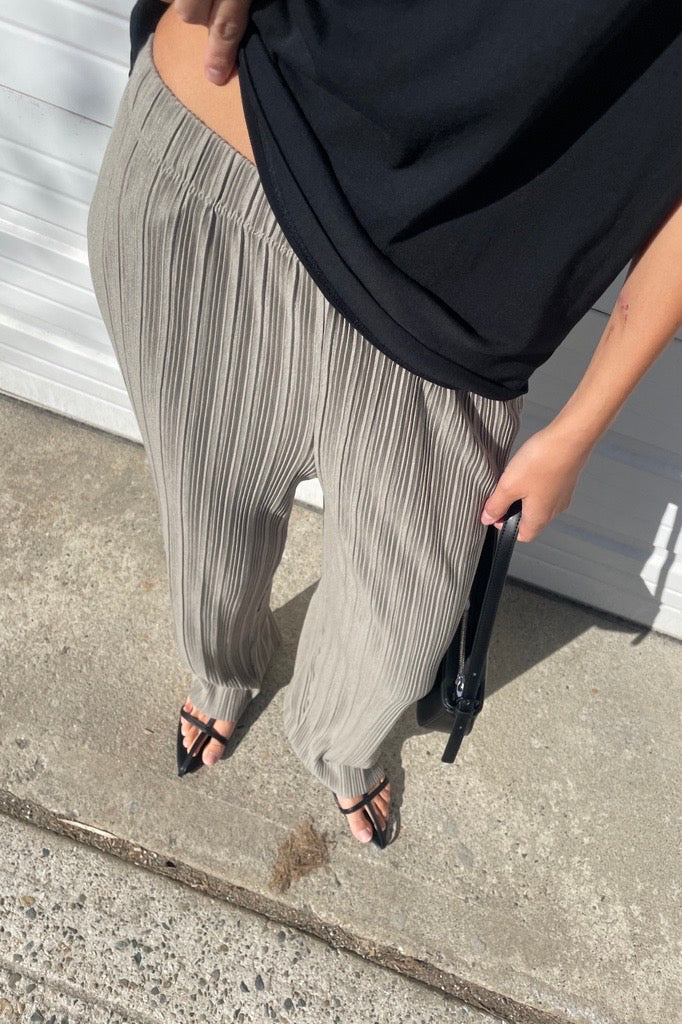 PLEATED LOUNGE PANT